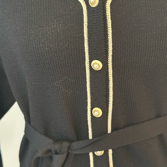 St. John Collection Black Cardigan with White Trim Gold Pearl Button - Picture 2 of 13